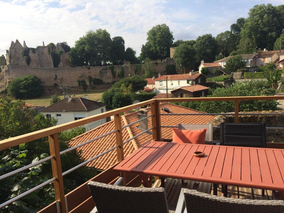 Hotel Les 3 Pigeons Bressuire Zewnętrze zdjęcie