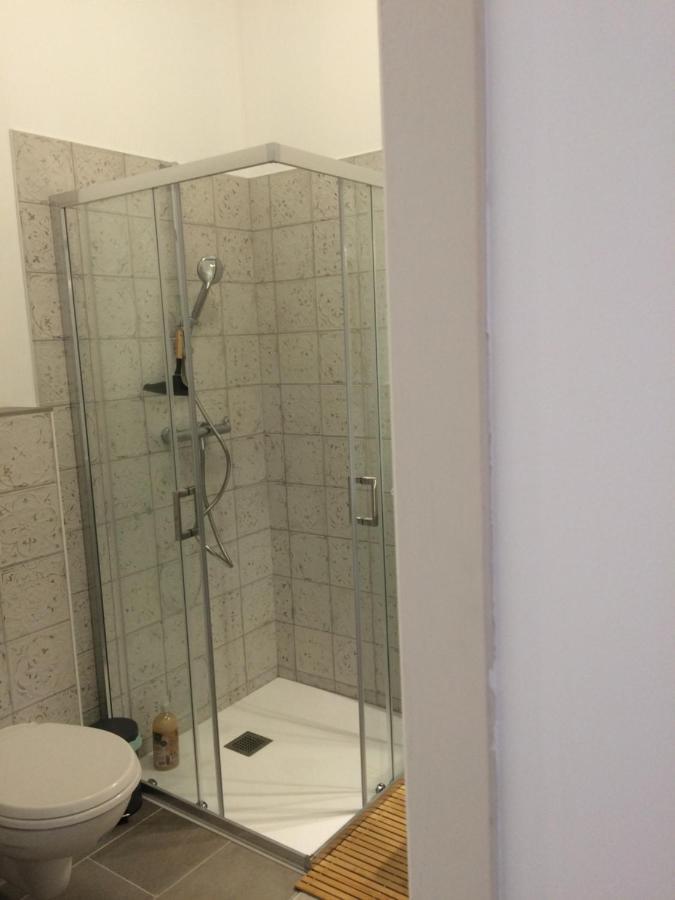 Hotel Les 3 Pigeons Bressuire Zewnętrze zdjęcie